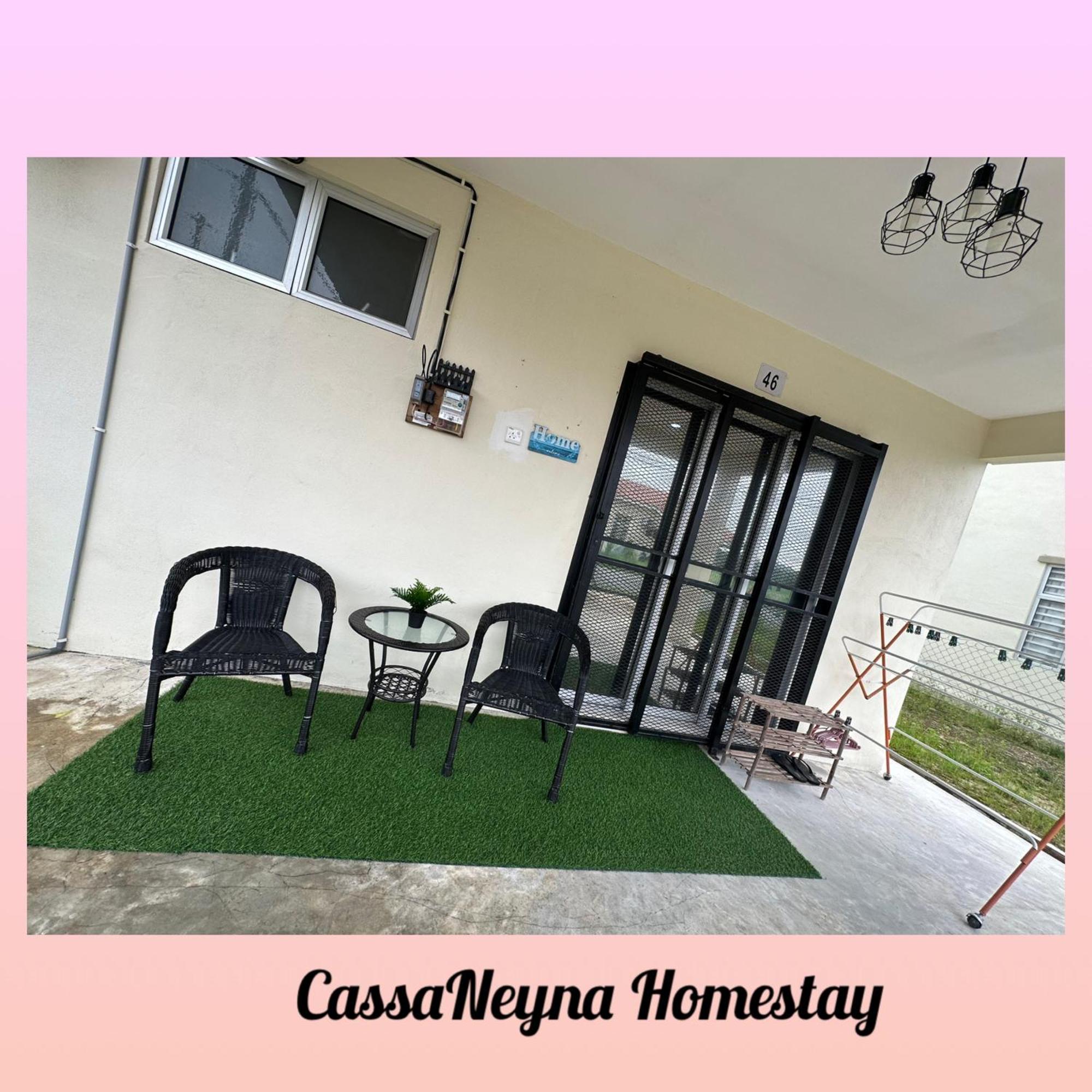 Cassaneyna Homestay クアンタン エクステリア 写真