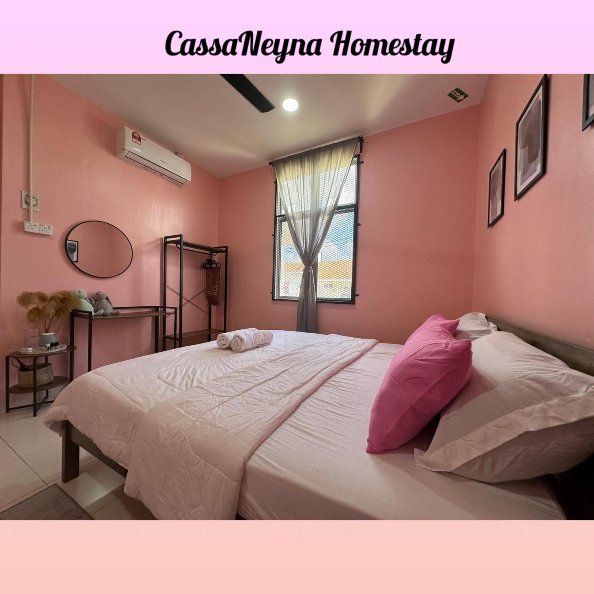 Cassaneyna Homestay クアンタン エクステリア 写真